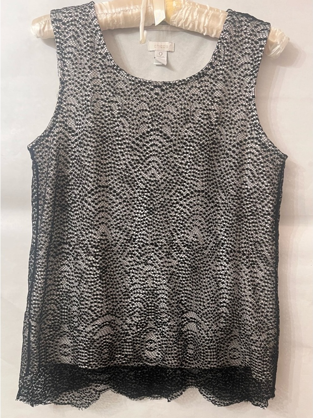 Chico's Black and White Lace Overlay Sleeveless Camisole